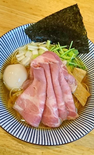 「特製煮干しそば白醤油」@寿製麺よしかわ 坂戸店の写真