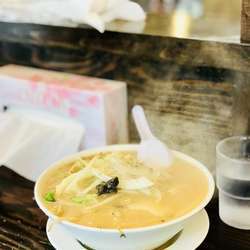 味噌ラーメン 750円