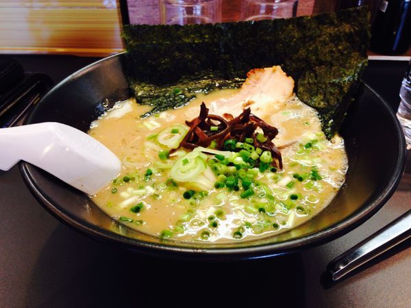 「まる」@茨城豚骨 とんこつ家 高菜の写真