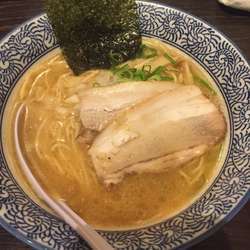 濃厚煮干し中華そば