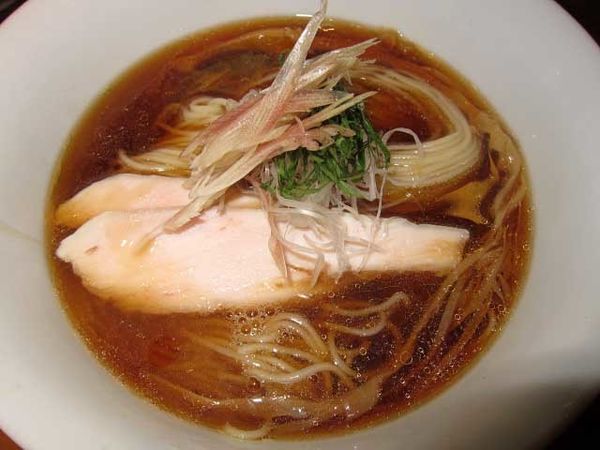 「冷しラーメン　750円」@ラーメン屋 トイ・ボックスの写真