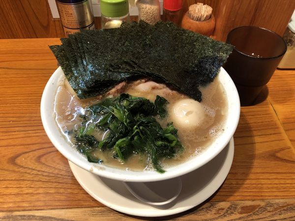 「全部乗せラーメン」@横浜家系ラーメン つばさ家 立川店の写真