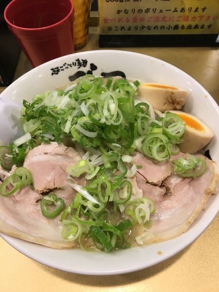 「ラーメン」@超ごってり麺 ごっつ 亀戸本店の写真