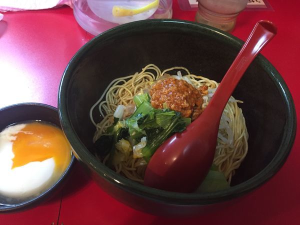 「汁なし坦々麺+温玉+チャーハン」@めだかTANTANの写真