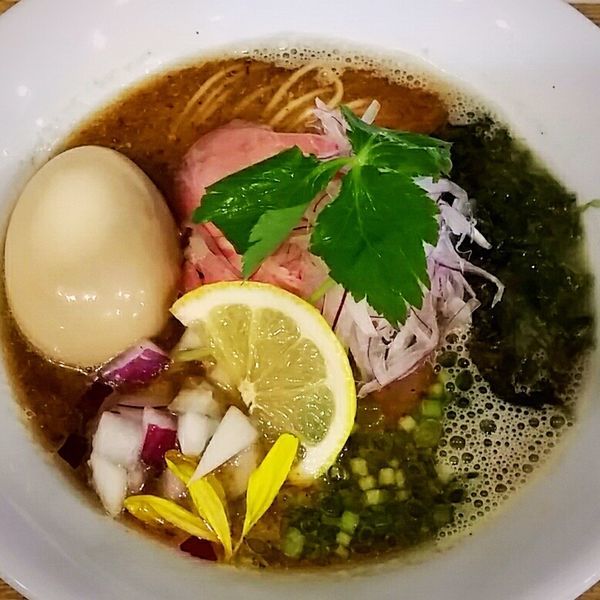 「金煮干しそば　８００円他」@麺's キッチン RIRIの写真