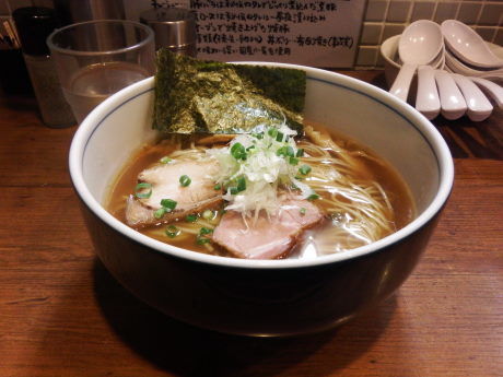 「醤油らーめん」@麺処 びぎ屋の写真