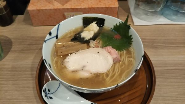 「鯛清湯らーめん塩味」@麺や 空月の写真