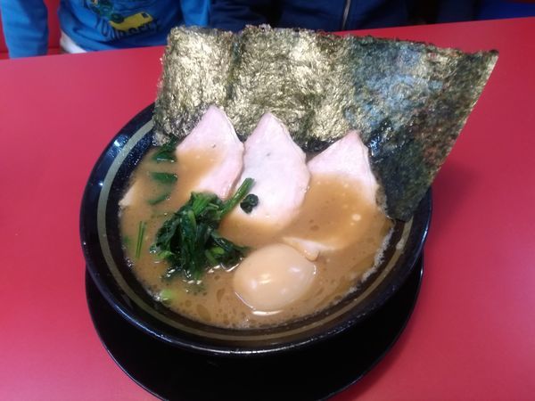 「ラーメン680円」@家系ラーメン 王道家の写真