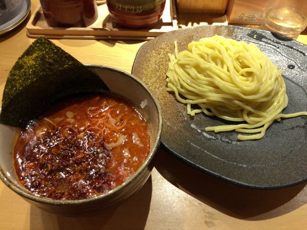 「辛味つけ麺 並盛＋辛味マックススペシャル」@つけ麺屋 やすべえ 西池袋店の写真