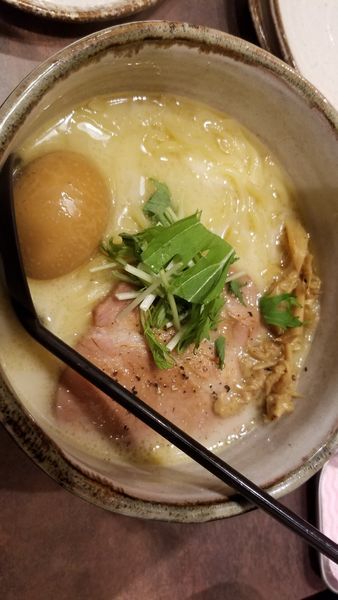 「しおらーめん」@麺処 とりぱん 大阪店の写真