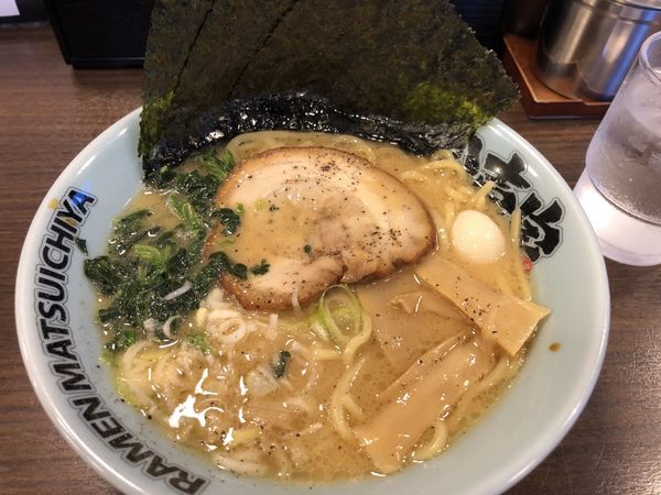 「豚骨醤油ラーメン」@横浜家系らーめん 松壱家 甲府店の写真
