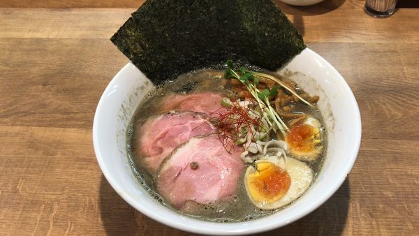 「特製ガツンと煮干しそば¥850」@三代目 麺屋 みちしるべの写真