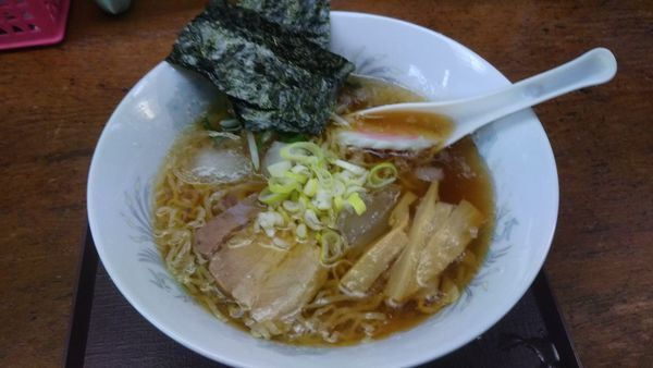 「冷たいスープ支那そば 600円」@すずらんの写真