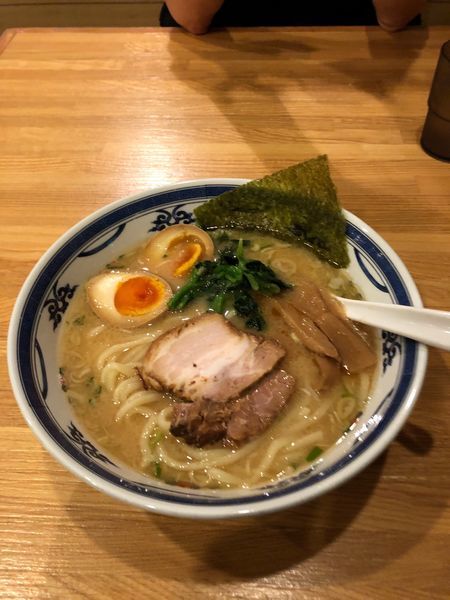 「らーめん味玉付き750円」@麺座風水の写真