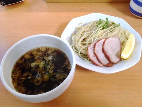 「焼豚わんたんつけそば」@支那そば かでかるの写真