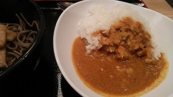 「半よもだカレー 320円」@よもだそば 名古屋うまいもん通り広小路口店の写真