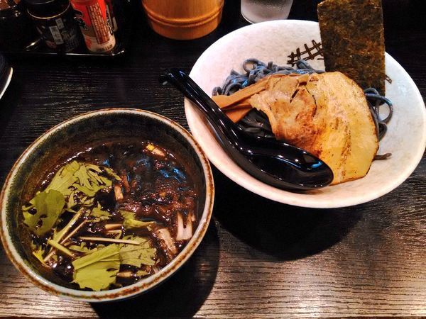 「期間限定 トマトイカスミつけ麺」@夜麺食堂 松風の写真