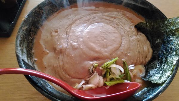 「大岩ラーメン 特鳥」@豚骨 大岩亭の写真