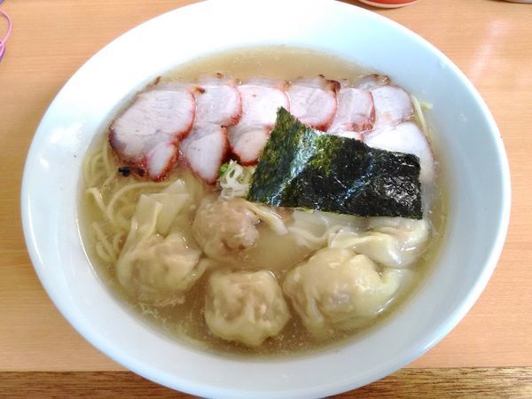 「焼豚ワンタンメン（塩）」@支那そば かでかるの写真