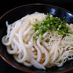 中華麺とうどん