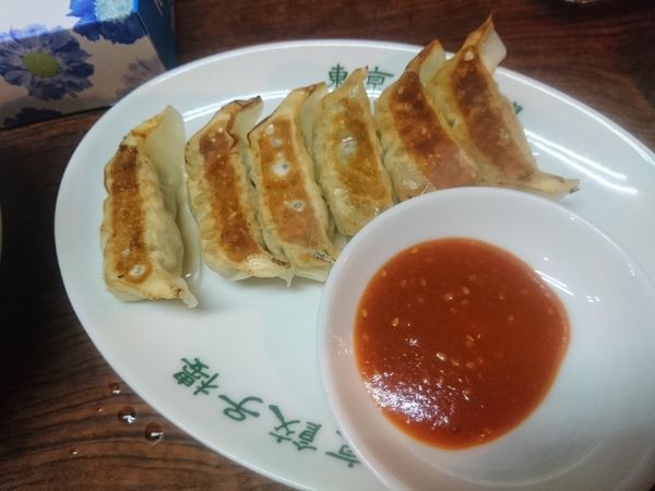 「餃子２９０円 しそ餃子２９０円」@東京餃子楼 三軒茶屋本店の写真