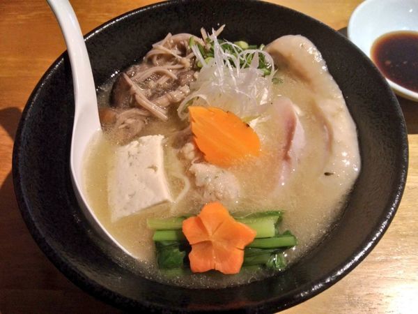 「12月限定 冬の鶏Soba DX」@麺や Gochiの写真