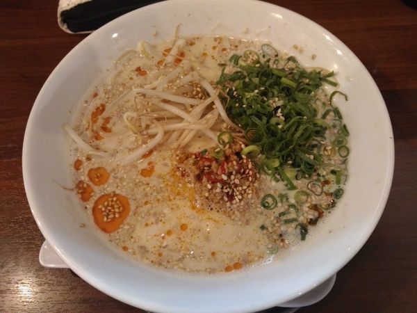 「ごま味噌担々麺」@哲麺 縁 沖縄浦添店の写真