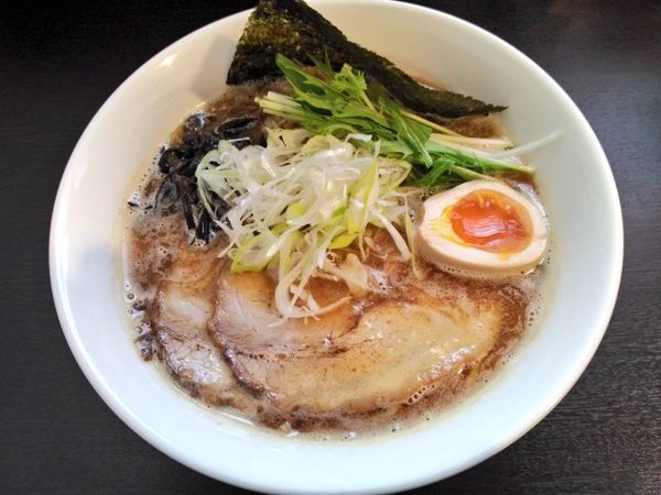 「きまぐれ限定 豚骨魚介らーめん」@麺屋 シロサキの写真