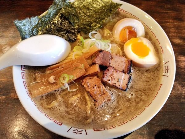 「期間限定 ○得中華そば」@つけ麺 ジンベエの写真