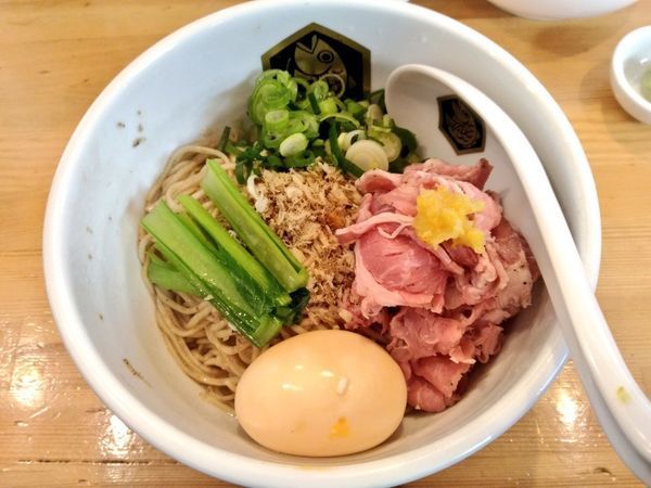 「鯛油そば」@真鯛らーめん 麺魚の写真