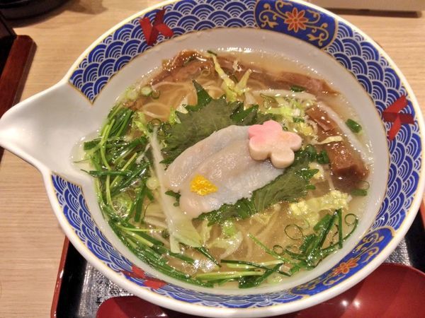 「ふぐだし潮らーめん」@ふぐだし潮 八代目けいすけ 東急プラザ銀座店の写真