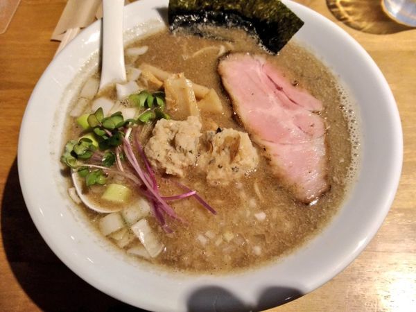 「1月限定 白湯煮干しSOBA（味噌・鶏油）」@麺や Gochiの写真