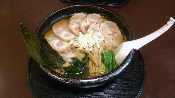 「ﾁｬｰｼｭｰﾒﾝ900円+大盛200円」@中華らーめん 天宝の写真