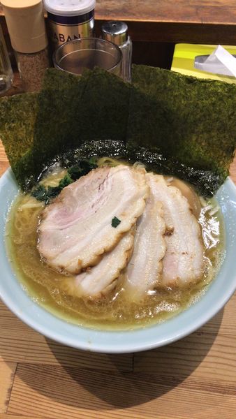 「スペシャルラーメン」@鶴一家の写真