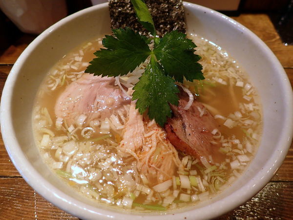 「鶏そば塩」@神田とりそば なな蓮の写真