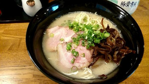 「【限定】豚骨らーめん　800円」@青山清湯そば 青ノ樹の写真