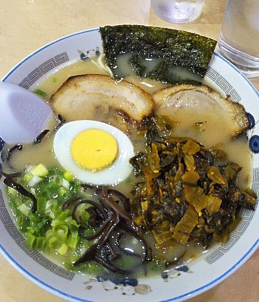 「ラーメン 650円+からし高菜 100円」@ラーメン一龍の写真