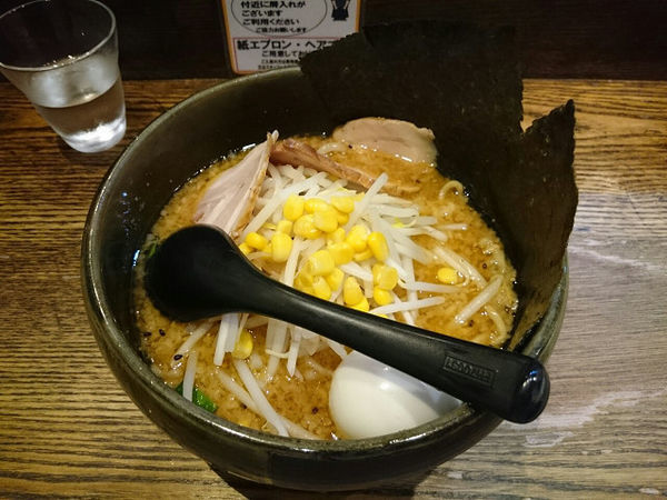 「特みそこってりらーめん」@らーめんダイニング ど・みそ 京橋本店の写真