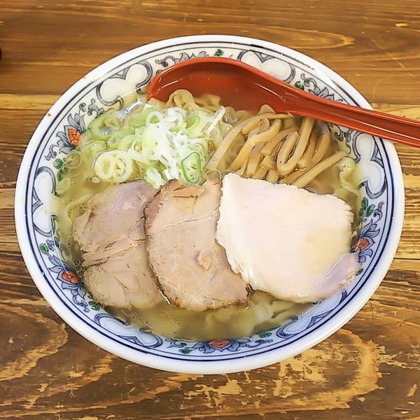 「【限定】香味鶏豚ラーメン（塩）」@くじら食堂の写真