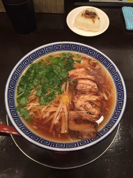 「醤油らあめん」@東京らあめんタワー 芝大門本店の写真