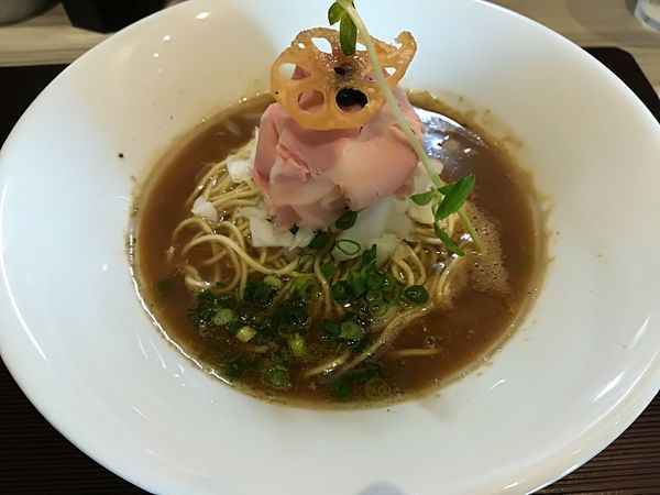 「水と煮干　肉増」@つくばらーめん 鬼者語 -オニモノガタリ-の写真