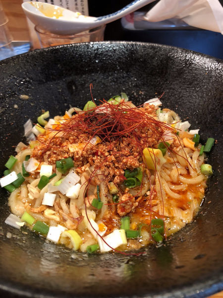 「【6月限定】四川風汁無し担々麺　960円」@らぁ麺屋 つなぎの写真