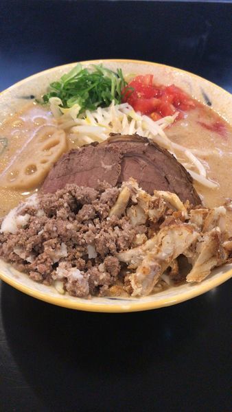 「贅沢濃厚味噌らあ麺」@みそ味専門マタドールの写真