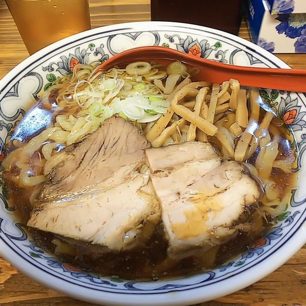 「【限定】香味鶏豚ラーメン（醤油）」@くじら食堂の写真