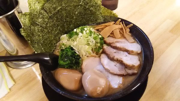 「キング破ぐん星麺ー破ぐん星麺ー環七系醤油チャーシュ麺」@らーめん  破ぐん星の写真