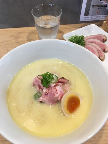 「鶏白湯麺」@らーめんMAIKAGURAの写真