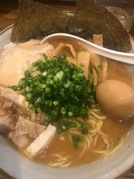 「特製ラーメン 950円 麺大盛255g 無料」@風雲児の写真