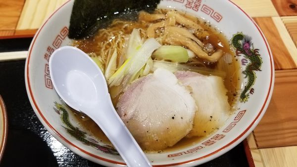 「期間限定　ネギと胡椒の王様中華そば」@豚骨らあめん専門店 とんこつ家ZUN イオンモール松本店の写真