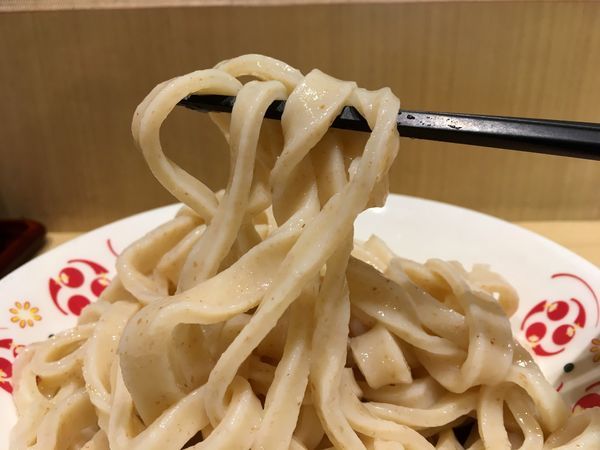 「武蔵野もりうどん・大盛り」@いろり庵きらく アトレヴィ三鷹店の写真