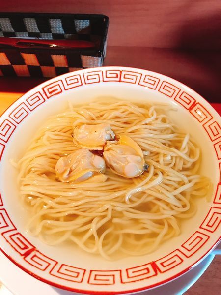 「貝出汁塩冷やしラーメン&さざえ炊き込みご飯セット1000円」@食堂酒場 Graciaの写真